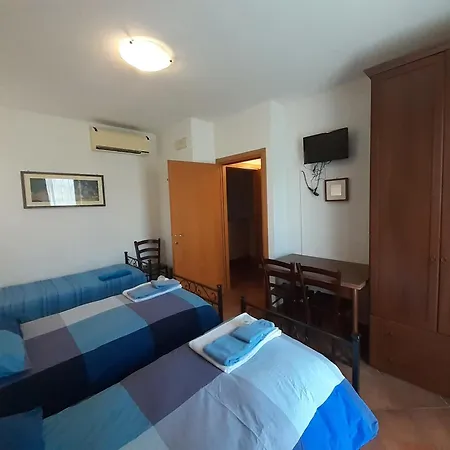 Oda ve Kahvaltı La Verbena