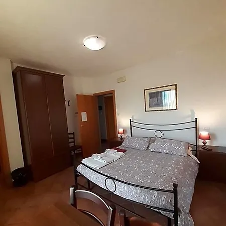 Oda ve Kahvaltı La Verbena