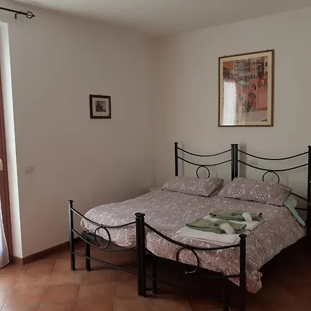 Oda ve Kahvaltı La Verbena